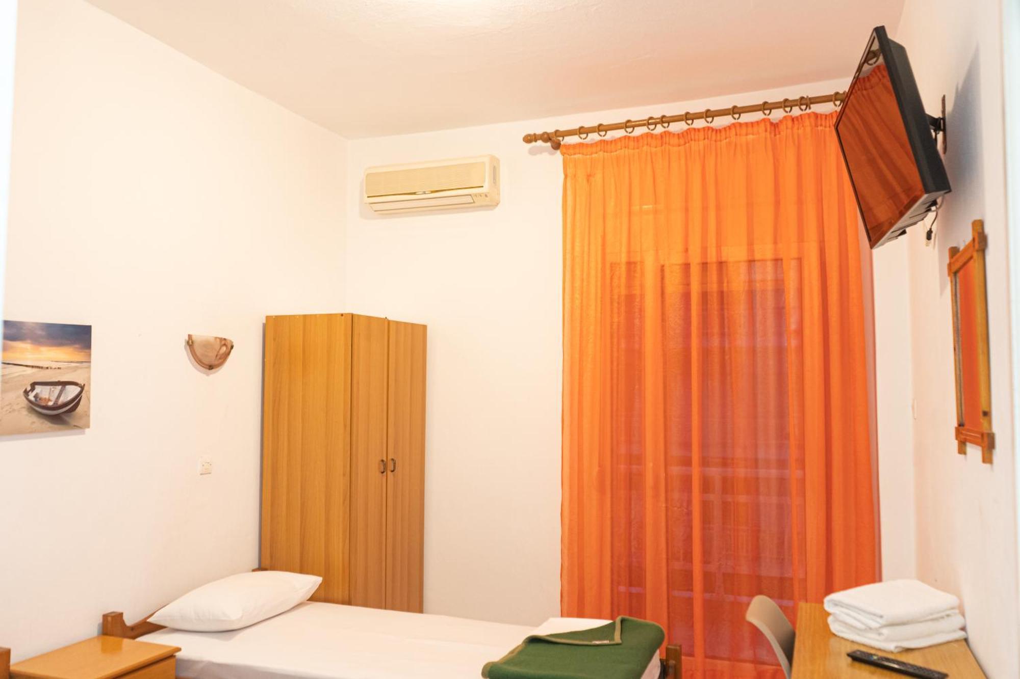 Paralía Hotel Pavlos المظهر الخارجي الصورة